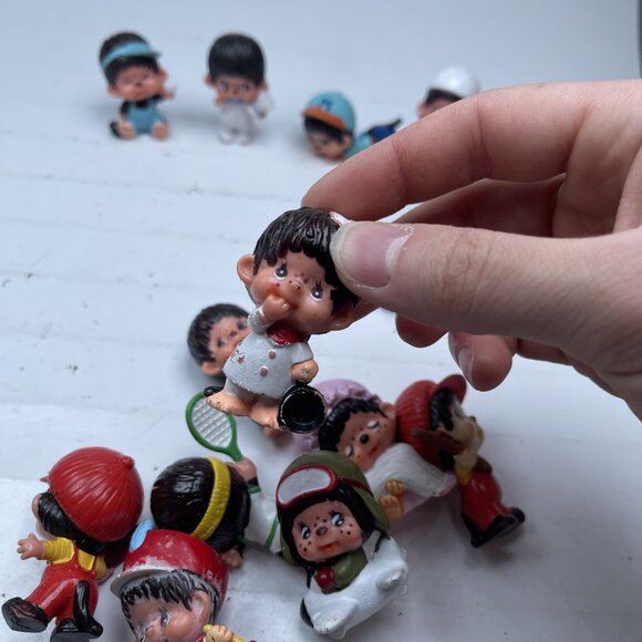 Lot of 13 Monchichi Sekiguchi Figurines Vintage 1979 1981 & more Toys Mattel - Picture 15 of 16